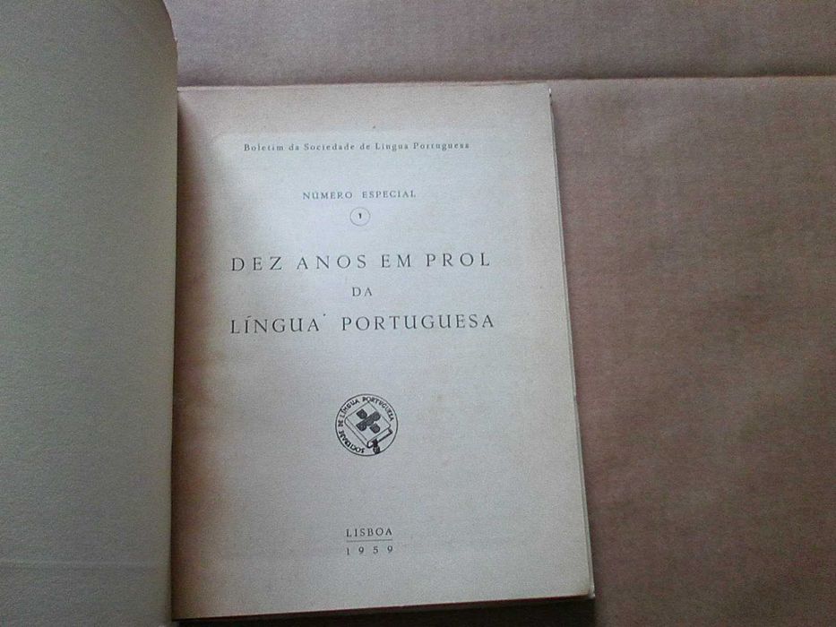 Dez anos em prol da língua portuguesa