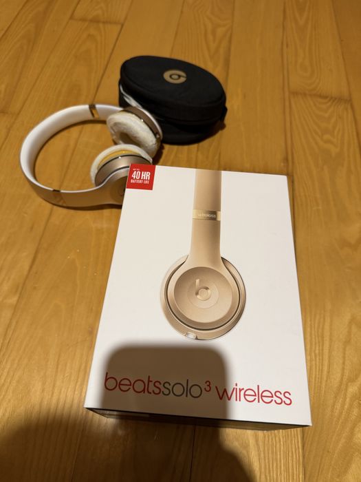 beats solo 3 wireless złote