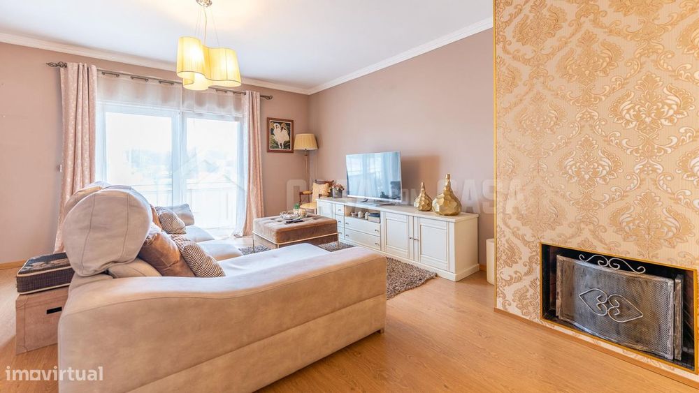 Moradia em Banda V4 no Br. Sta Rita