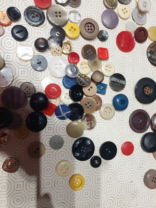 Botões antigos muitos