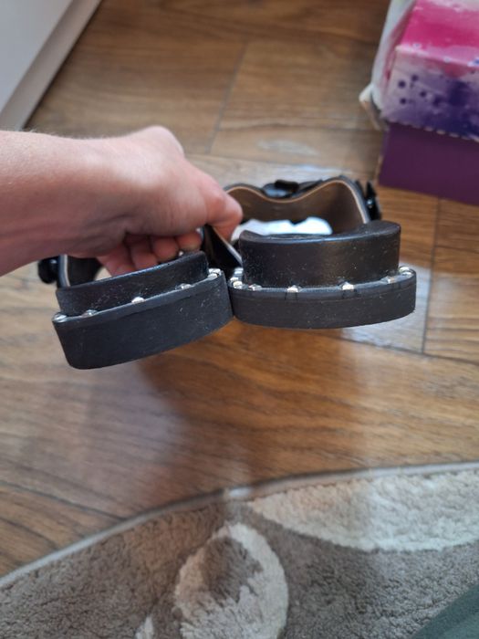 Кожані шльопанці сандалії Foletti