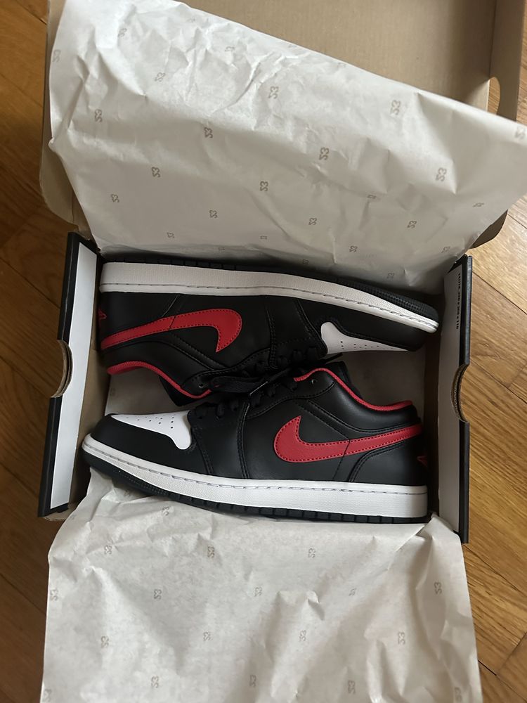 AIR JORDAN 1 low, 42, 8,5