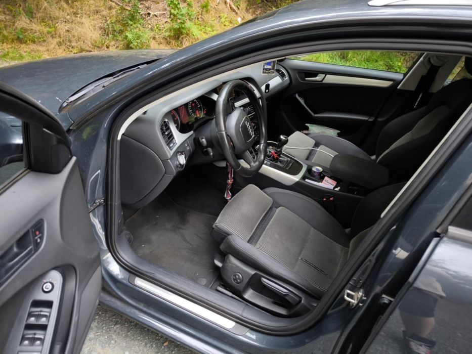 Sprzedam/wymienię Audi a4 b8 2.0 Tdi 143 km 2009 rok Avant dobrze wyp