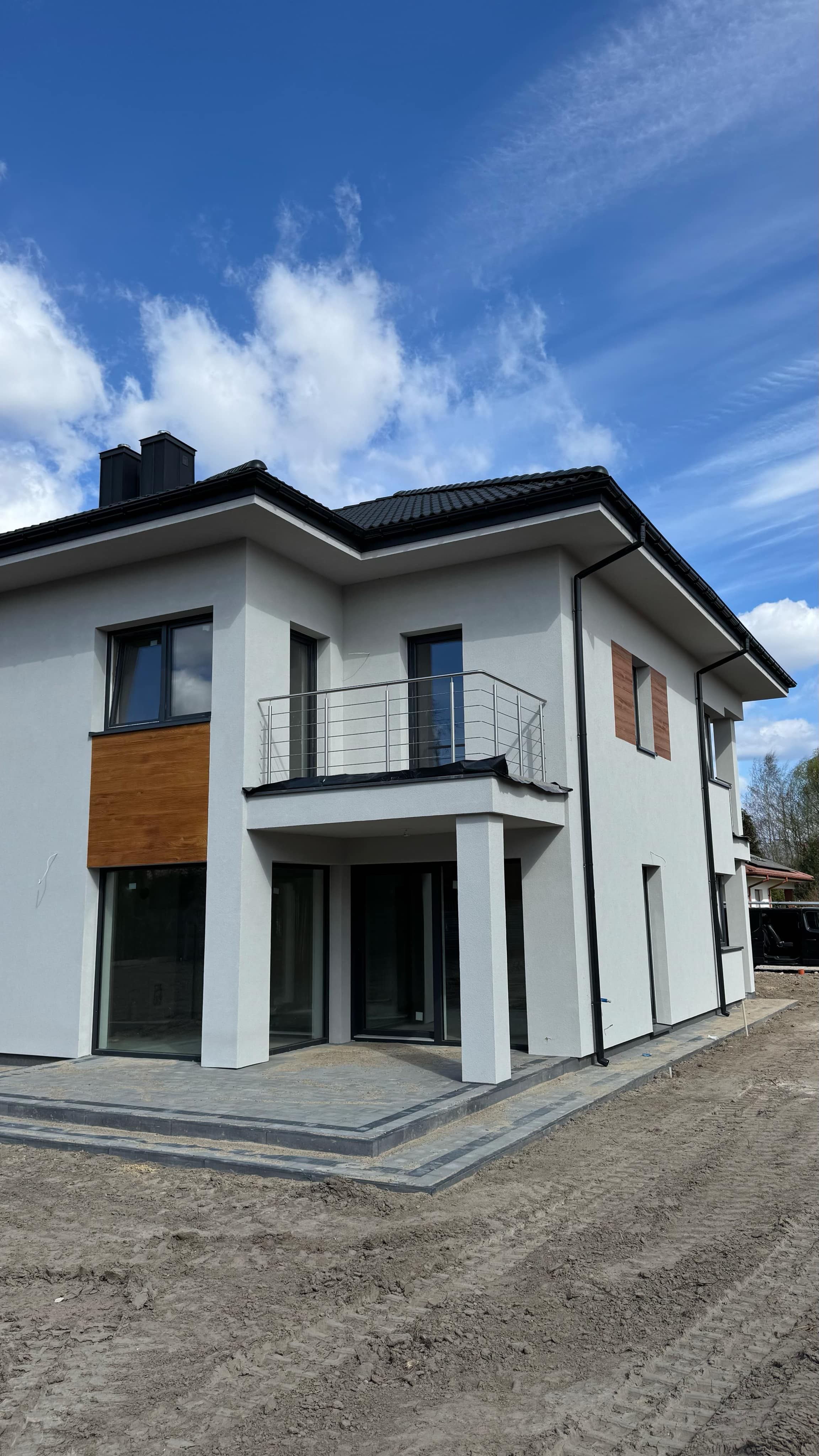 Balustrady nierdzewne zabezpieczenia okienne