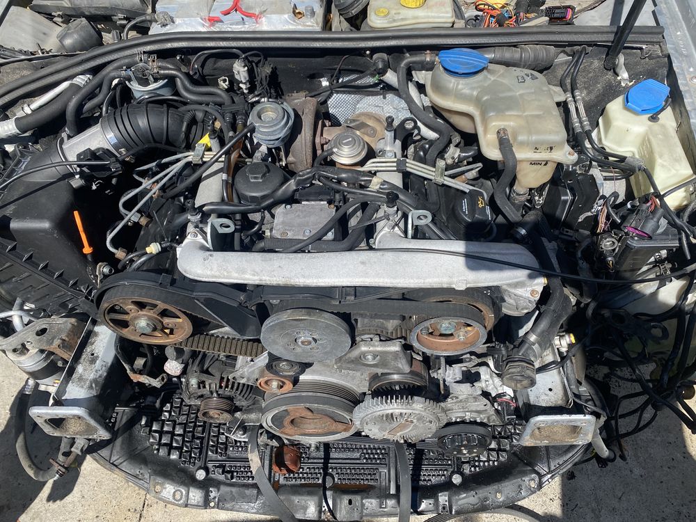 Audi a4 b7 ауді а4б7 паливні трубкі патрубкі подачі топлива 2004-2007