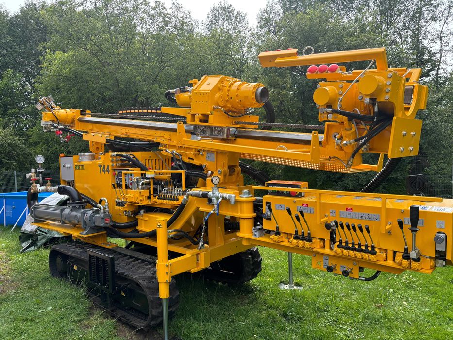 PROFESJONALNE WIERCENIE STUDNI / studnia głębinowa / studnie głębinowe