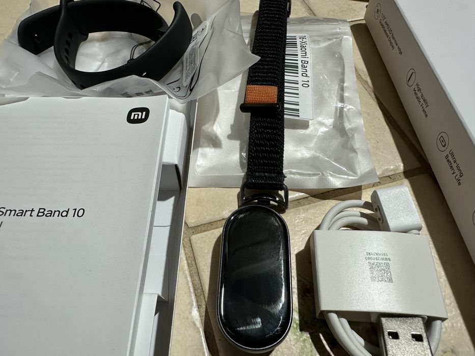 Xiaomi Smart Band 10, повний комплект + додатковий ремінець