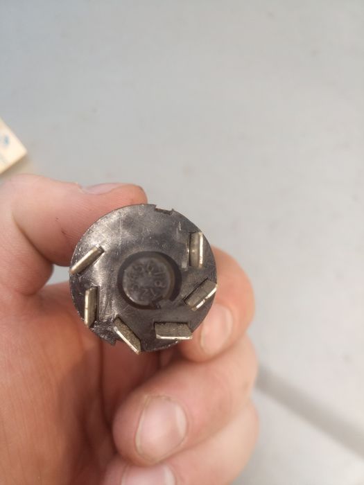 Кнопка аварійної сигналізації.