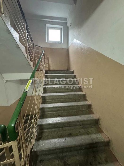 Продаж 3-х кімн Чистяківська 7 ,Святшино,Нивки