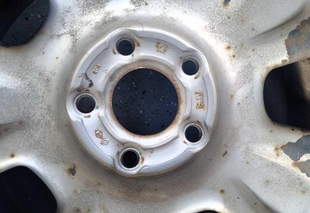 Oryginalne felgi Dacia Duster