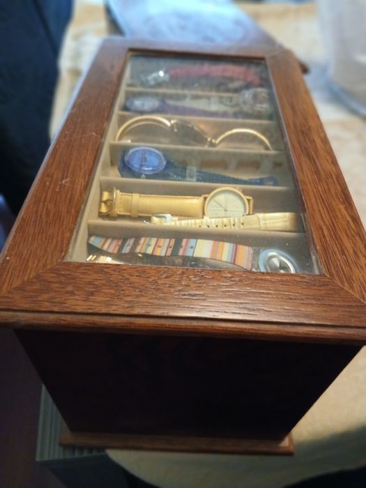 Movel para guardar relógios