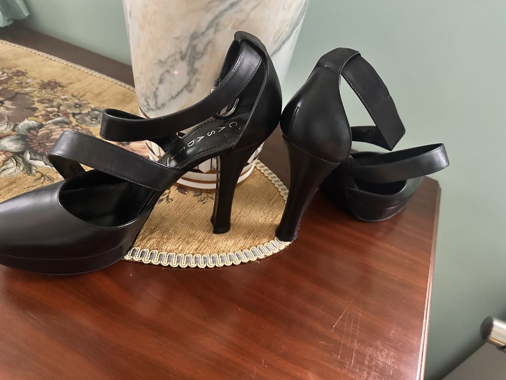 Czarne buty Casadei 39 rozmiar