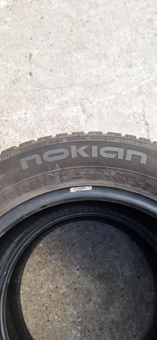 Opony zimowe 225 55 R16 NOKIAN