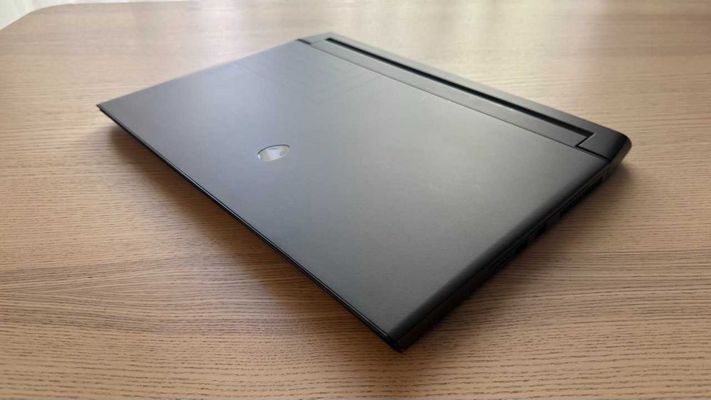 Alienware M15 R3 i7-10750H/RTX 2070 Super 8GB/16GB RAM/1TB SSD/300Hz