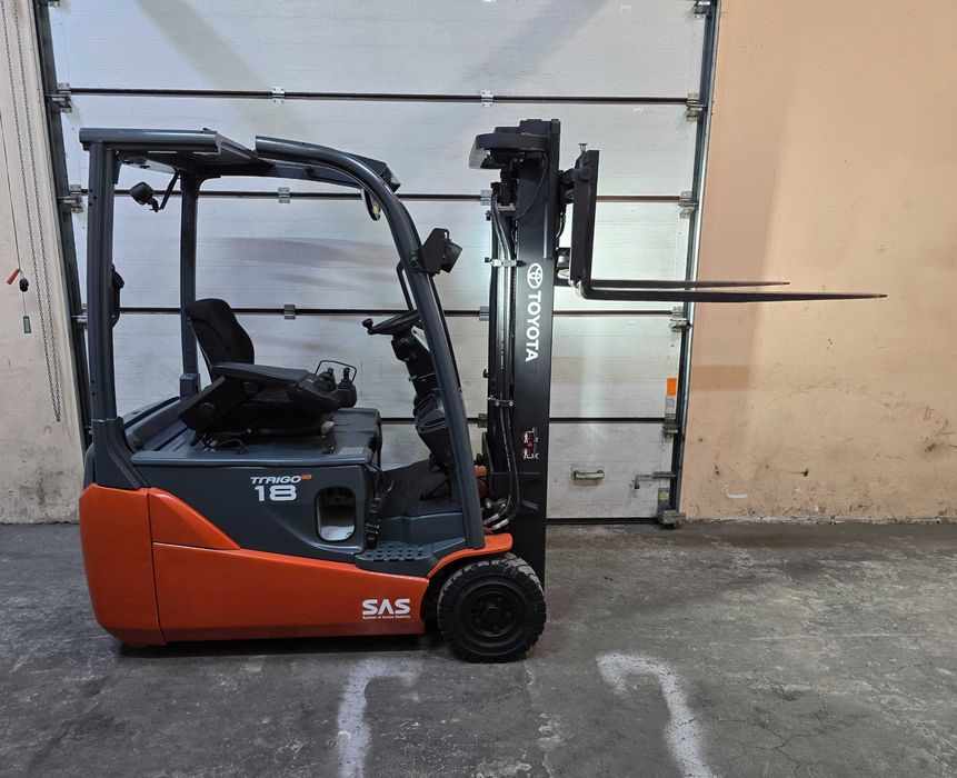 Навантажувач вилковий, електричний Toyota 1.8 тонн Li-ion