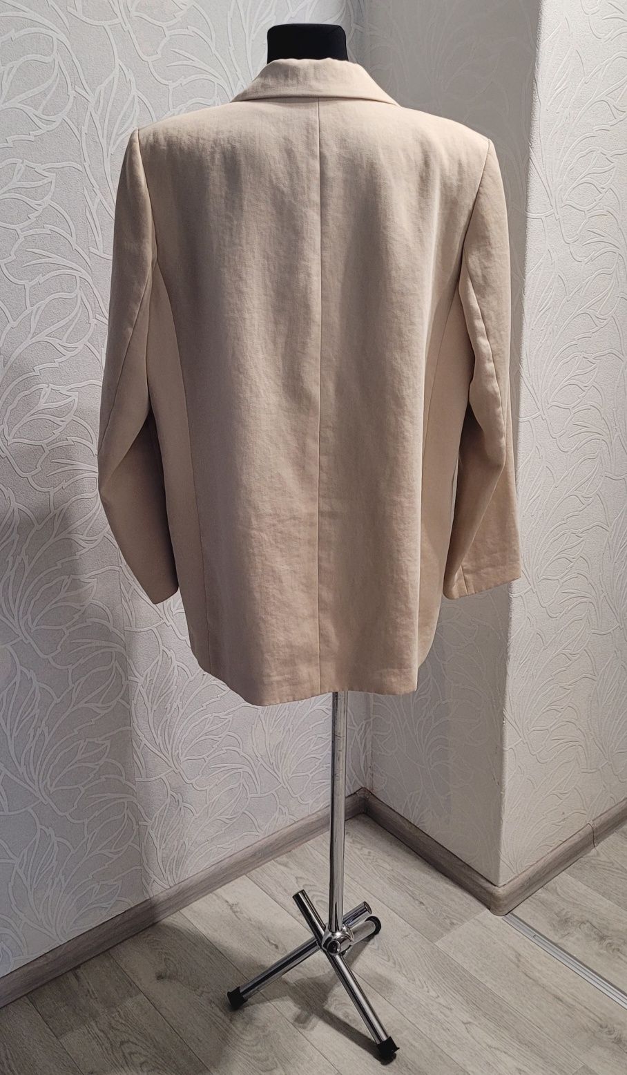 Кремовий піджак h&m