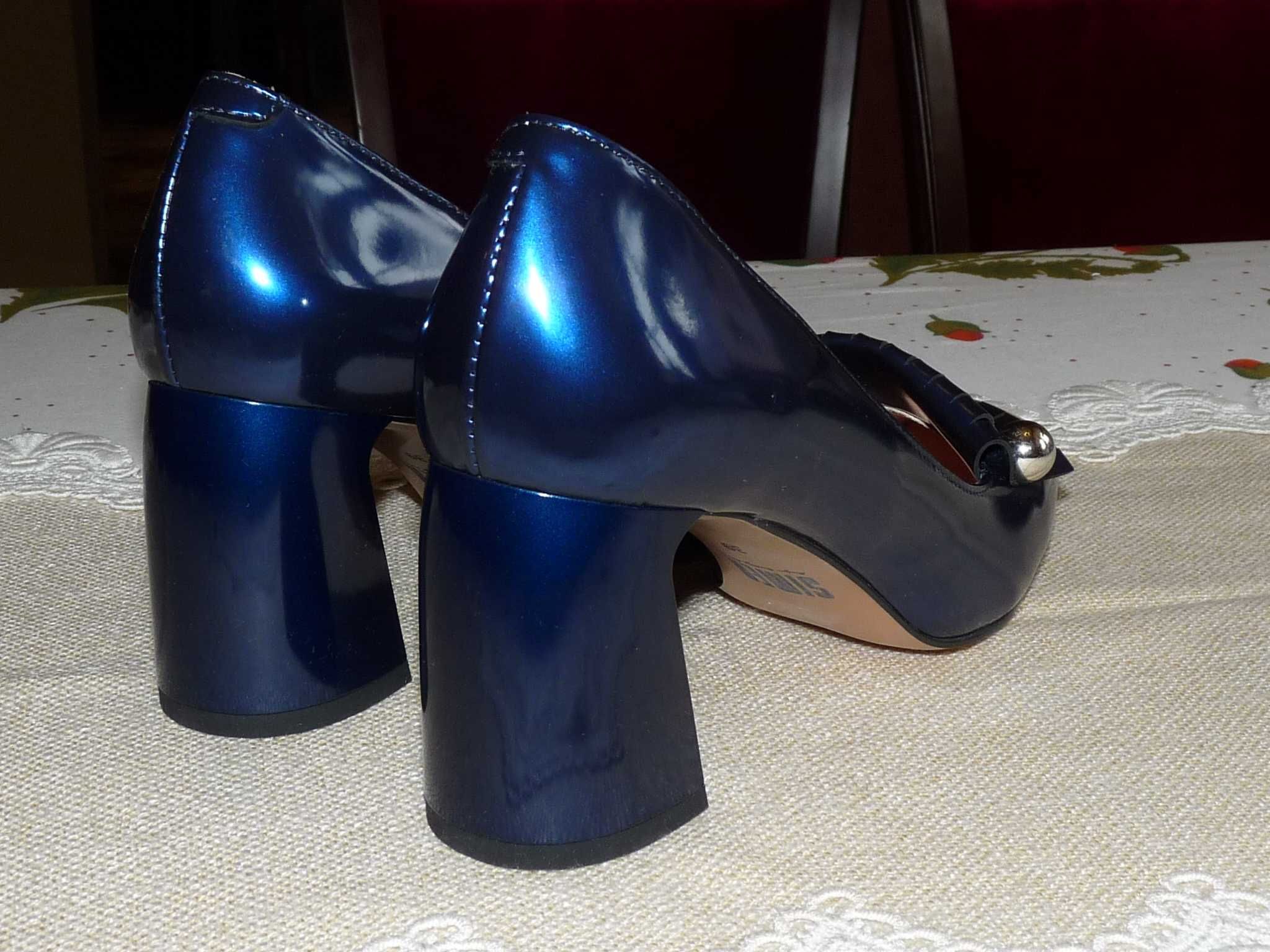 SIMEN luksusowe czółenka jak nowe 39/25cm