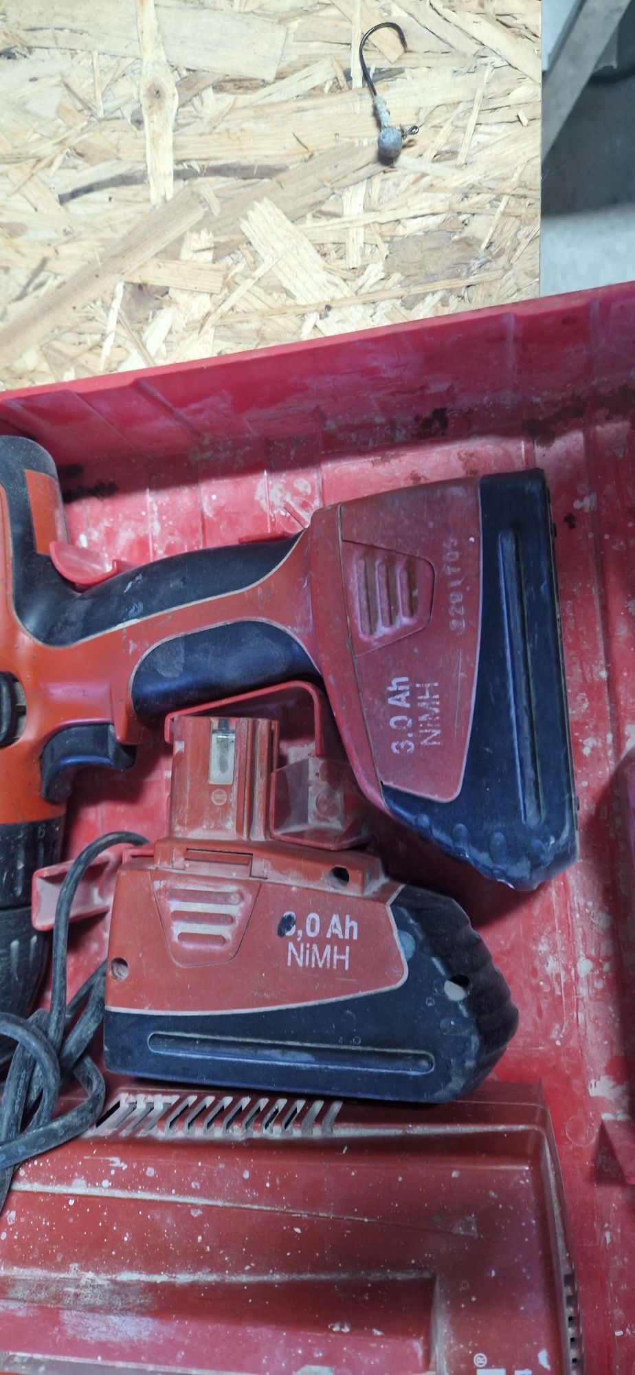 Sprzedam aku Hilti c7/24