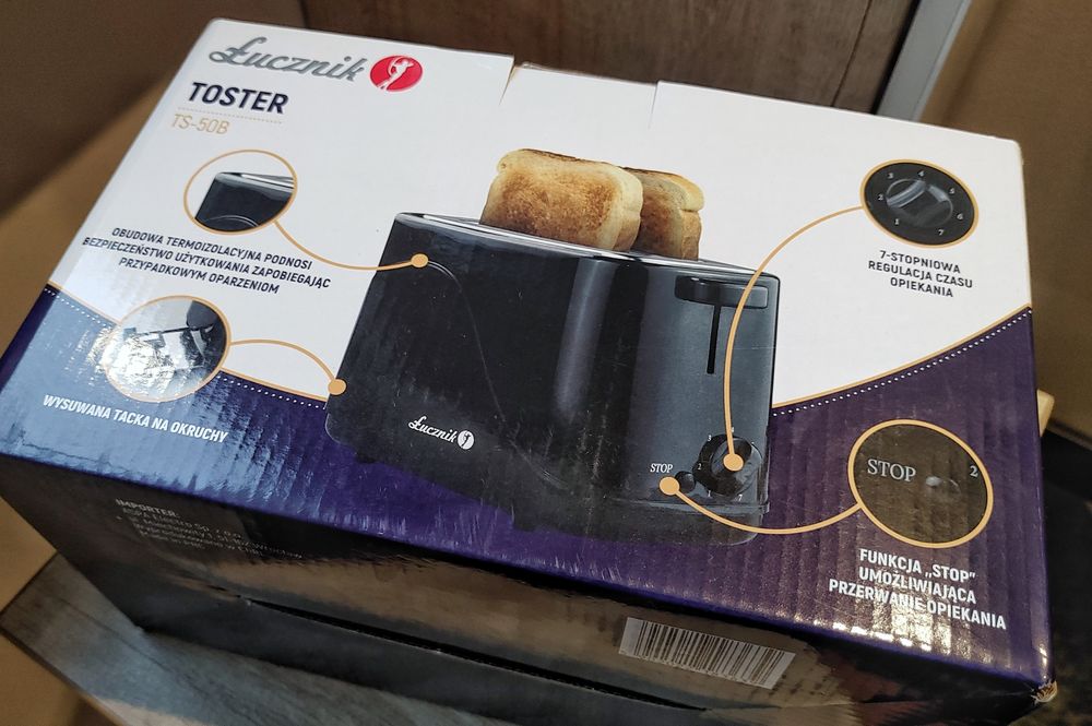 Nowy toster Łucznik TS-50B czarny 700W