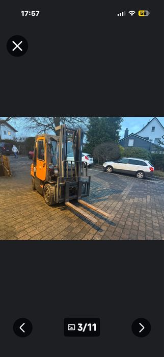 Empilhador doosan de 3 toneladas