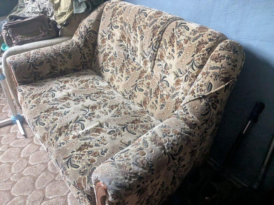 Продам диван малютка