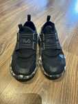 Sprzedam butki chlopiece Fila