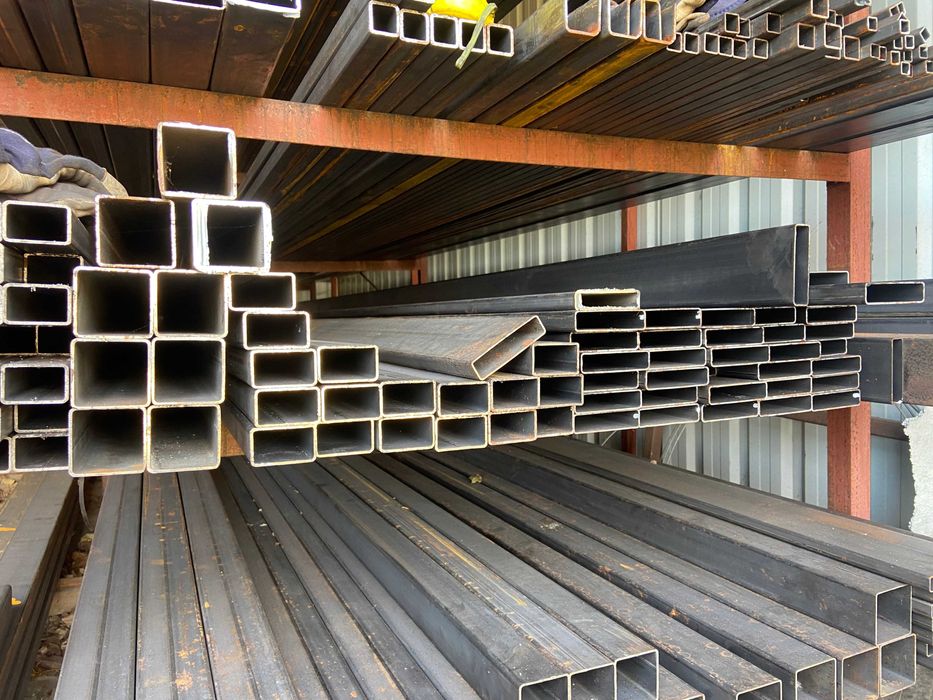 Profile stalowe zamknięte