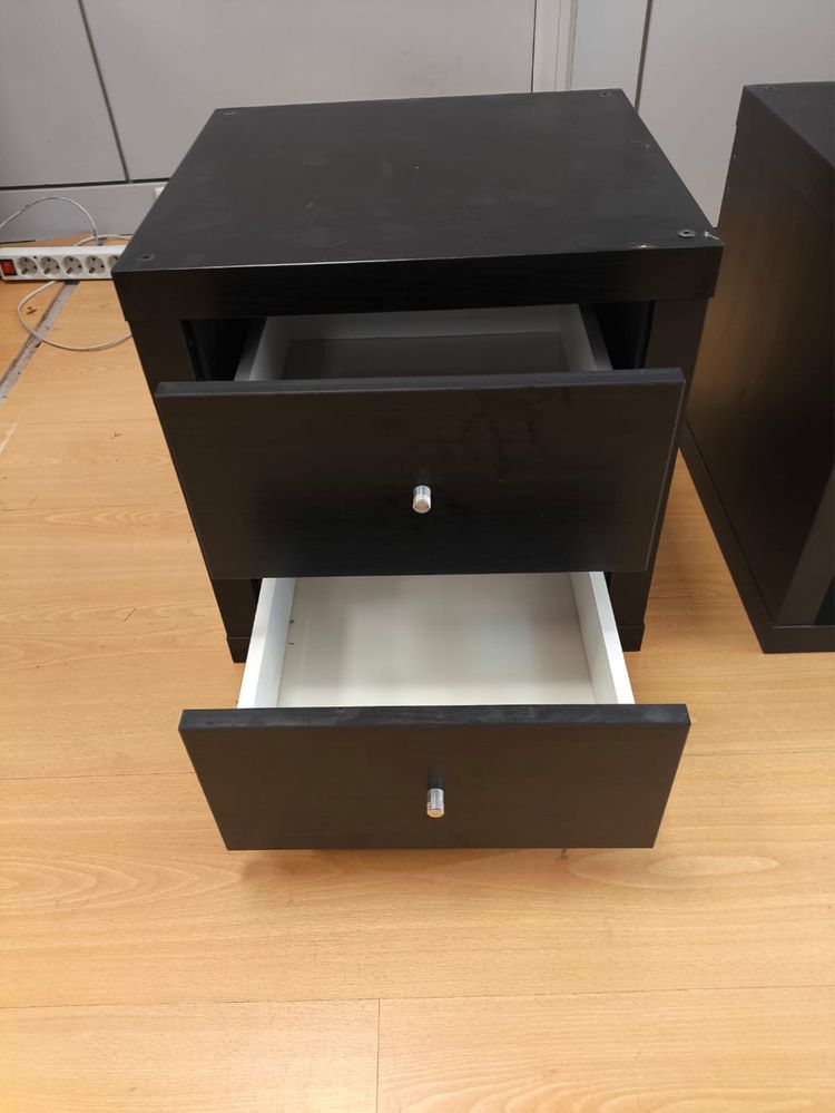 Mesa / móvel de cabeceira