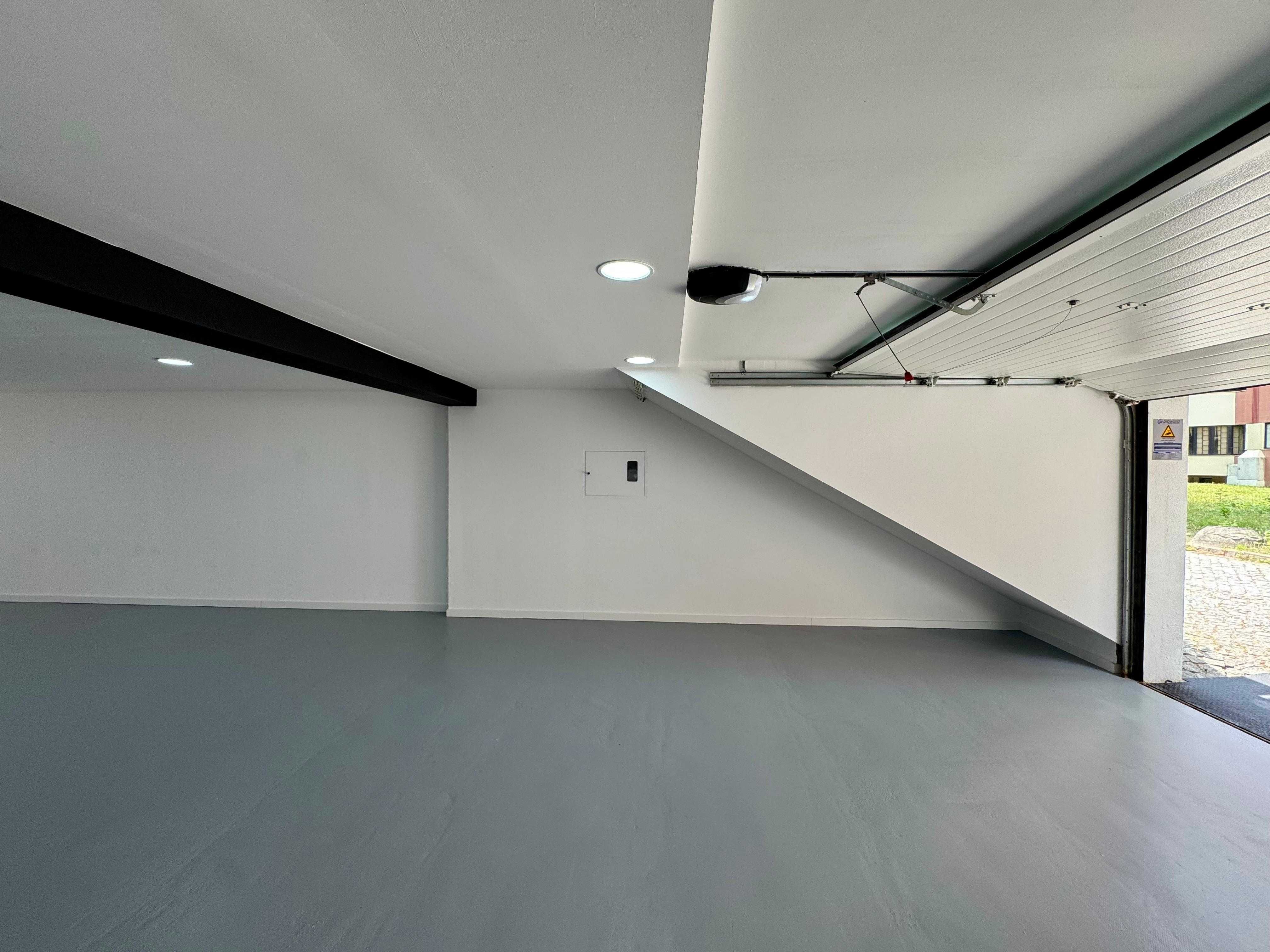Garagem Braga 146m2