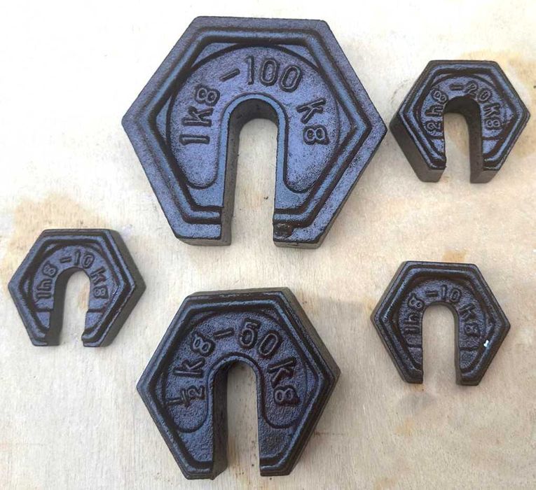 Pesos de balança de gancho,  antigos em ferro fundido