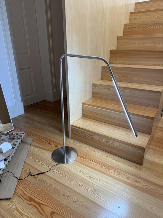 Silver Floor Lapm LED