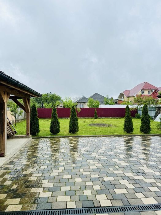 Енергозберігаючий будинок в Ужгороді з доходом 1000$ в місяць