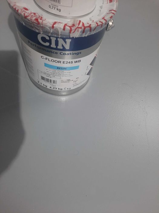 Tinta CIN C-floor E245 WB Para pintura de pisos em cimento