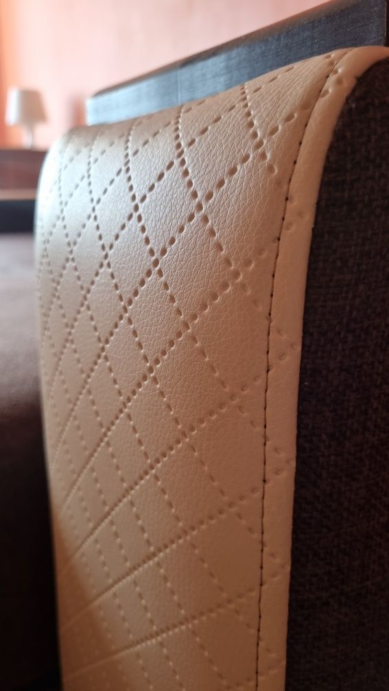Duża rozkładana sofa z pojemnikiem - brązowy melanż