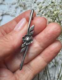 Warmet srebrna piękna broszka z kwiatem kwiatek liście srebro