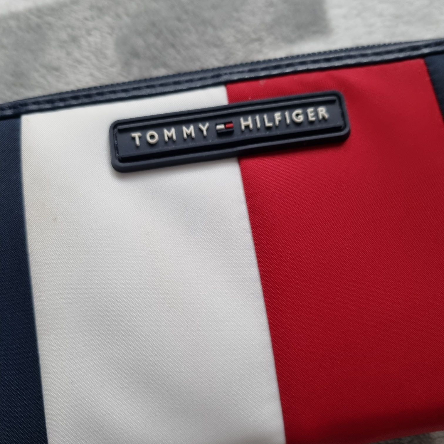 Portfel damski Tommy Hilfiger, oryginał