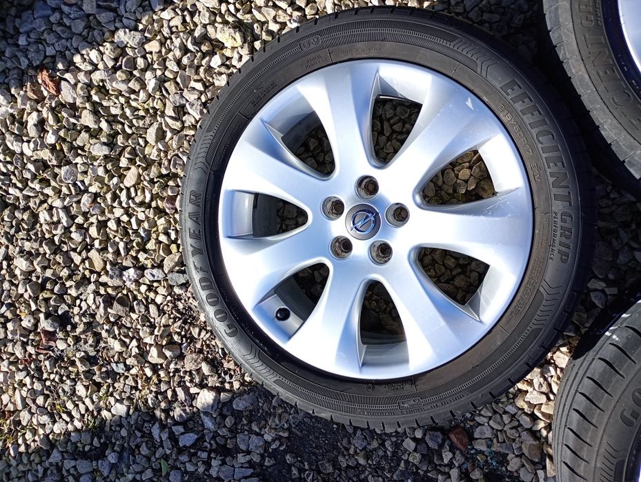 Koła aluminiowe felgi opel 5x105  215/50/17