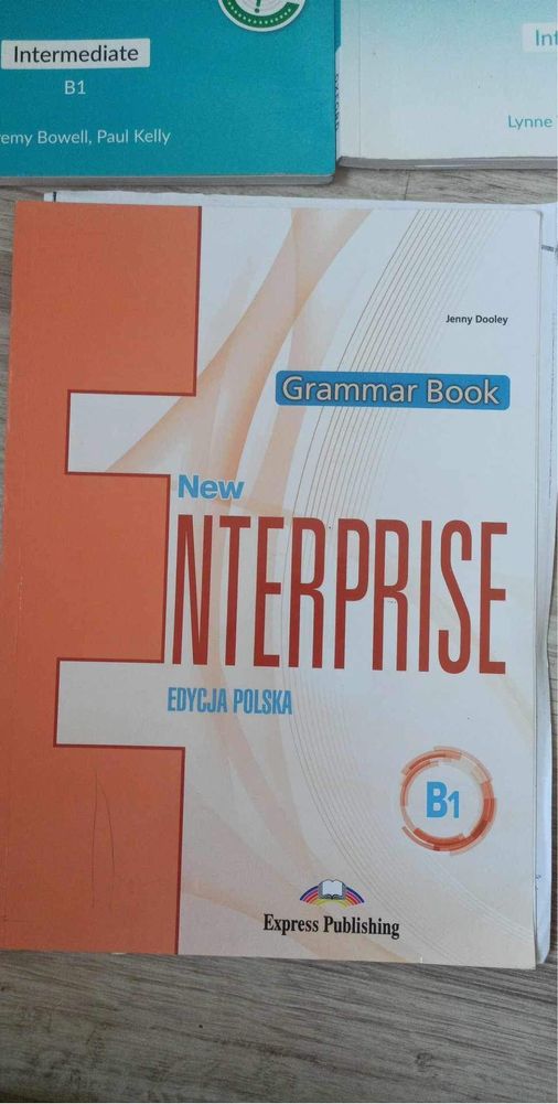 Książka i ćwiczenia z angielskiego