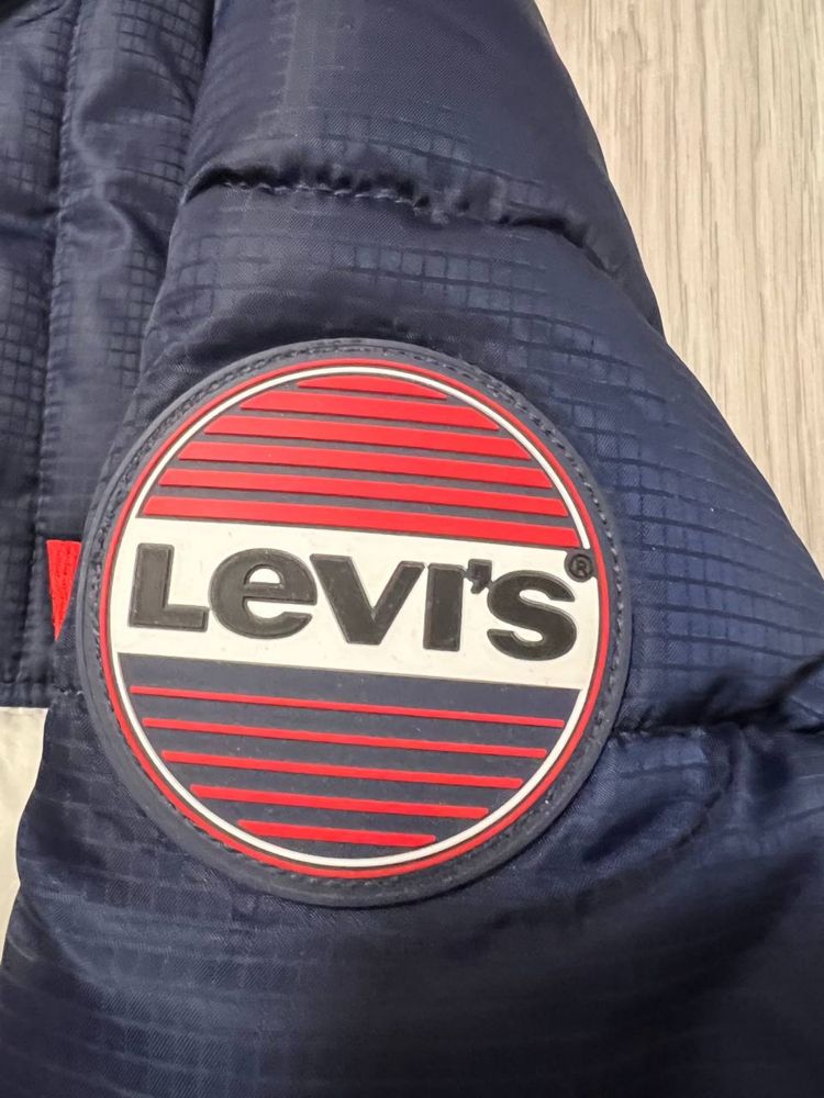 детская мальчиковая зимняя курта Levi’s