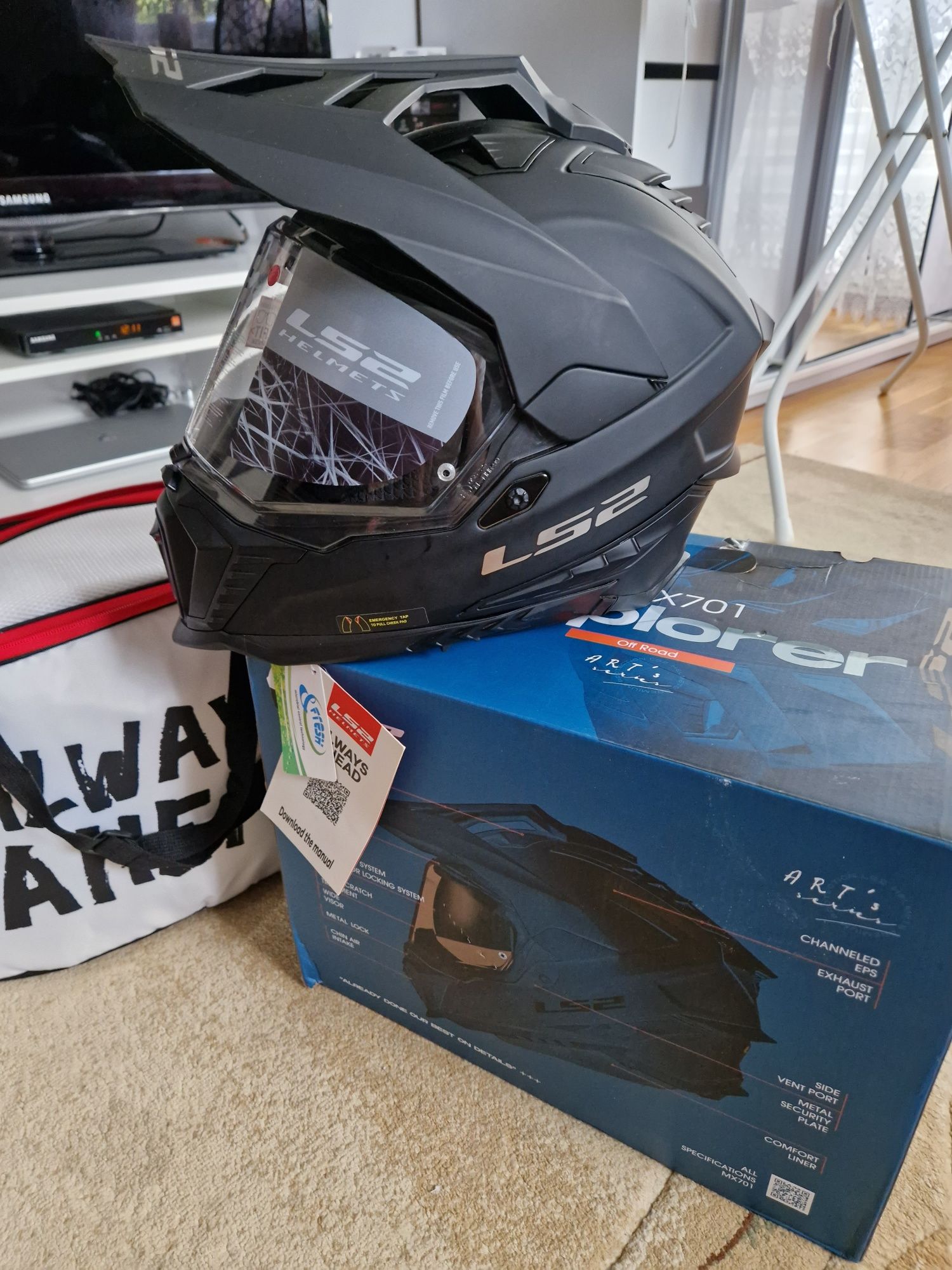 Kask motocyklowy BLACK EXPLLORER MX701 LS2 roz. L