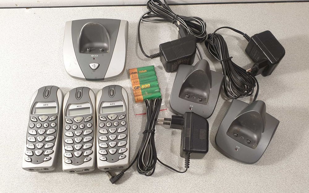 Радіотелефони 1-3 трубки AEG Philips