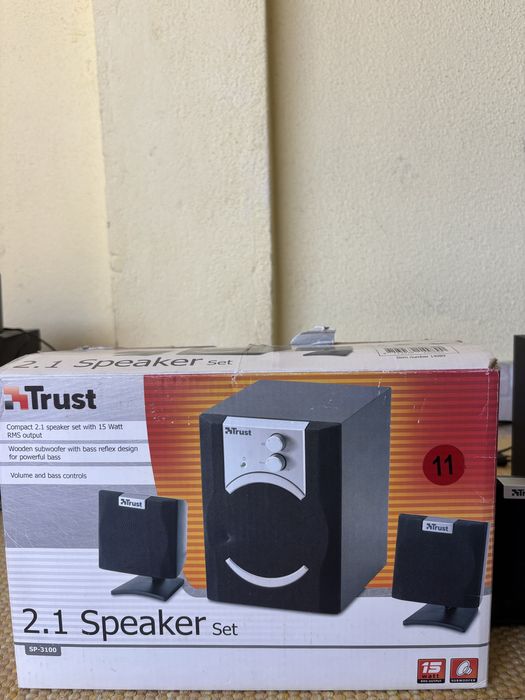 Sistema de Som Trust 2.1 Speaker Set (SP-3100)