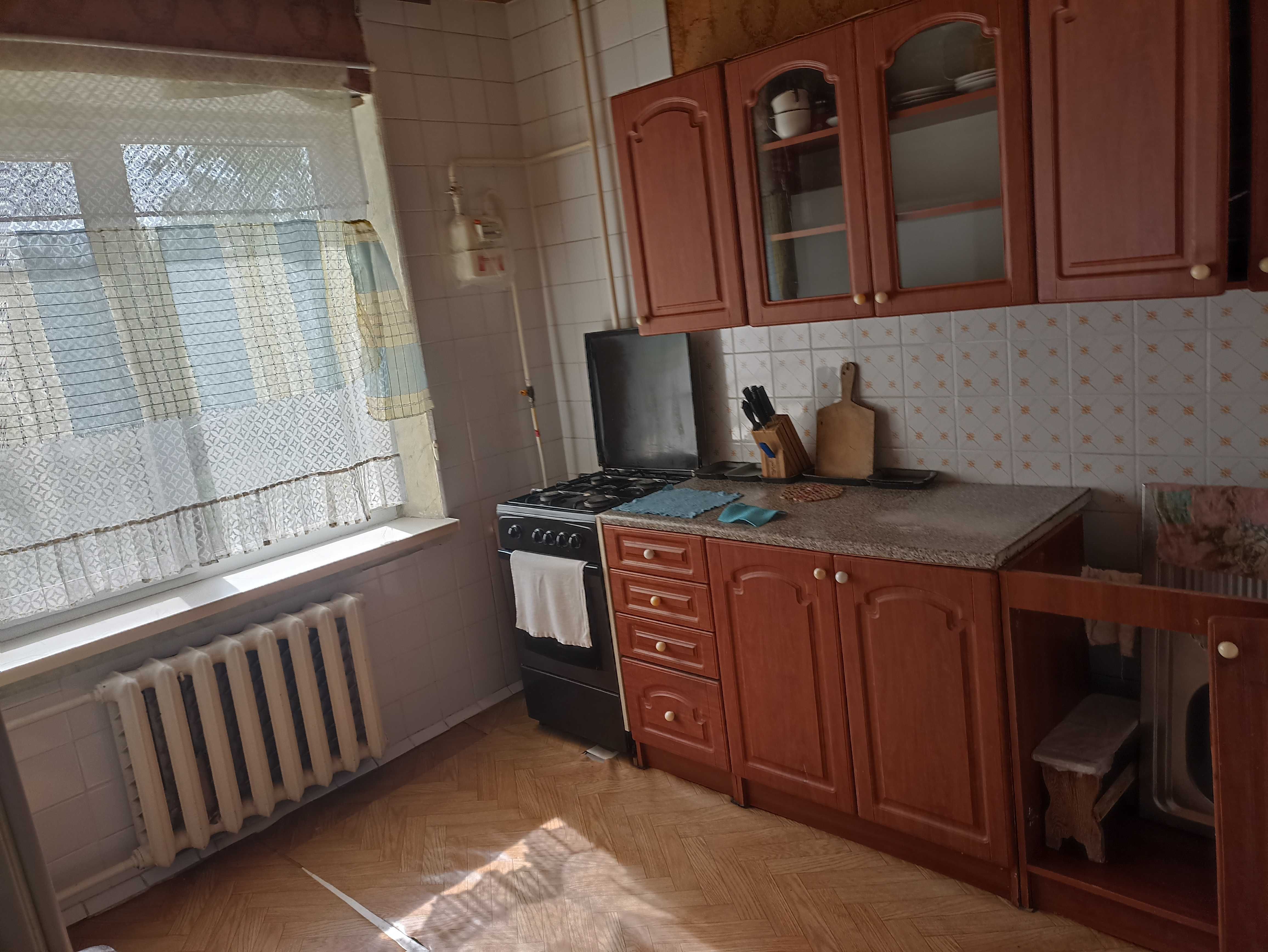 Сдам трёх комнатную квартиру