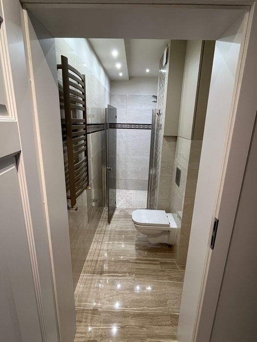 Ścianka prysznicowa