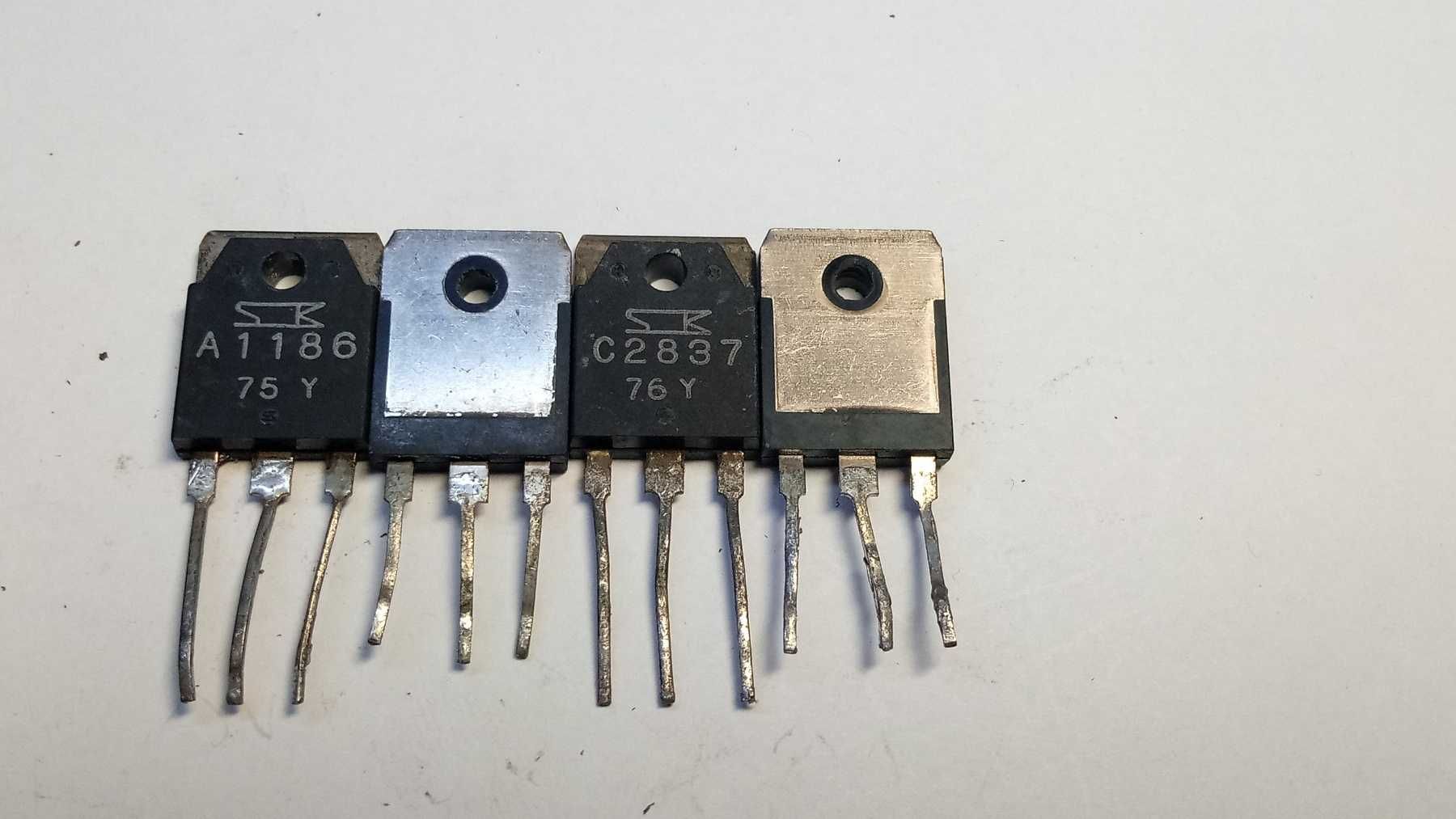 Біполярні транзистори 2SA1186 2SC2837.