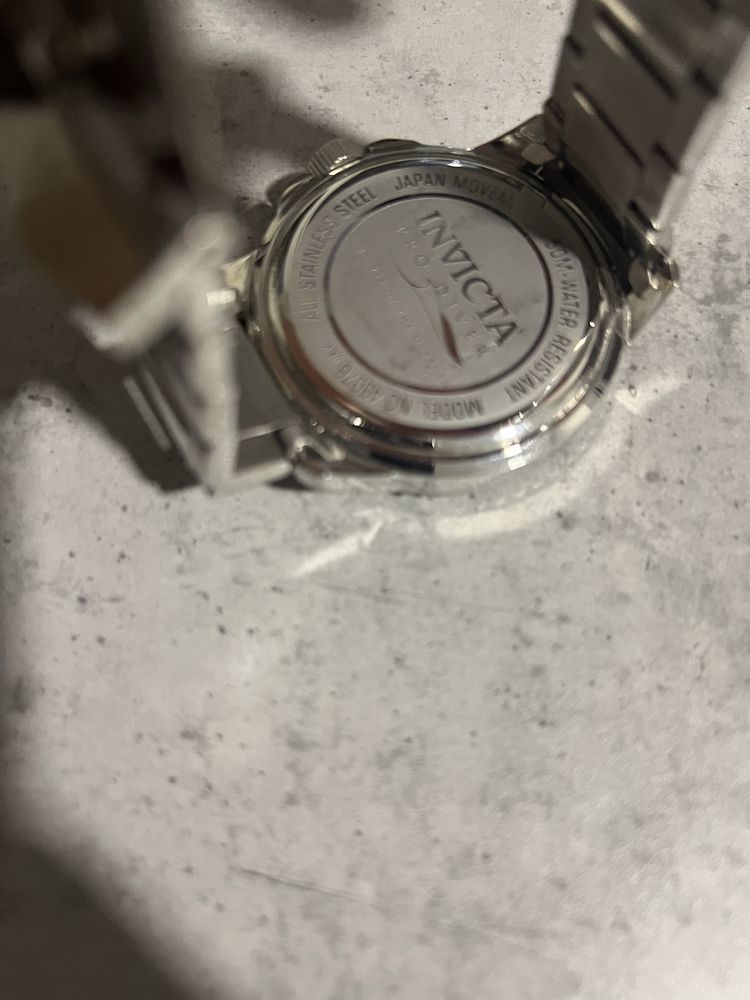 Invicta часы мужские