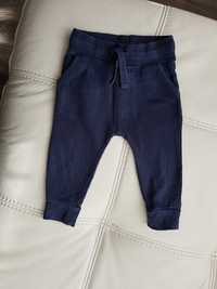 Spodnie dresy dla chłopca legginsy leggi 80 NEXT