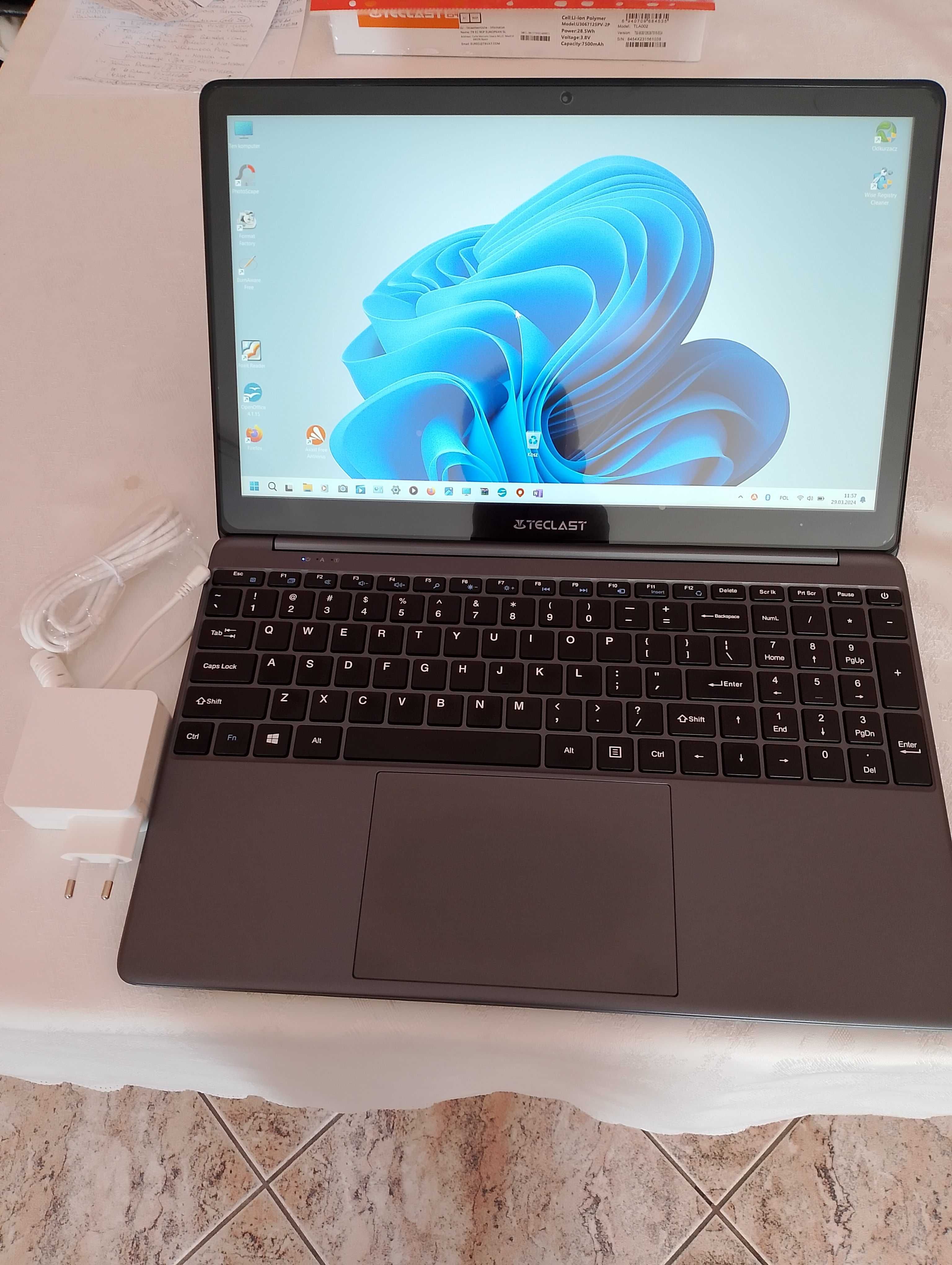 Laptop TECLAST F15S, Ekran 15,6 cala, IPS, FHD, Aluminiowy