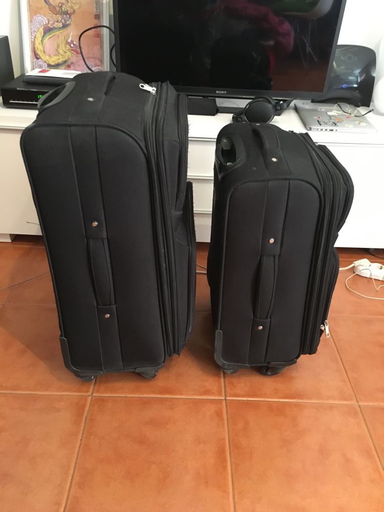 Duas malas trolley de viagem  Marca Vital