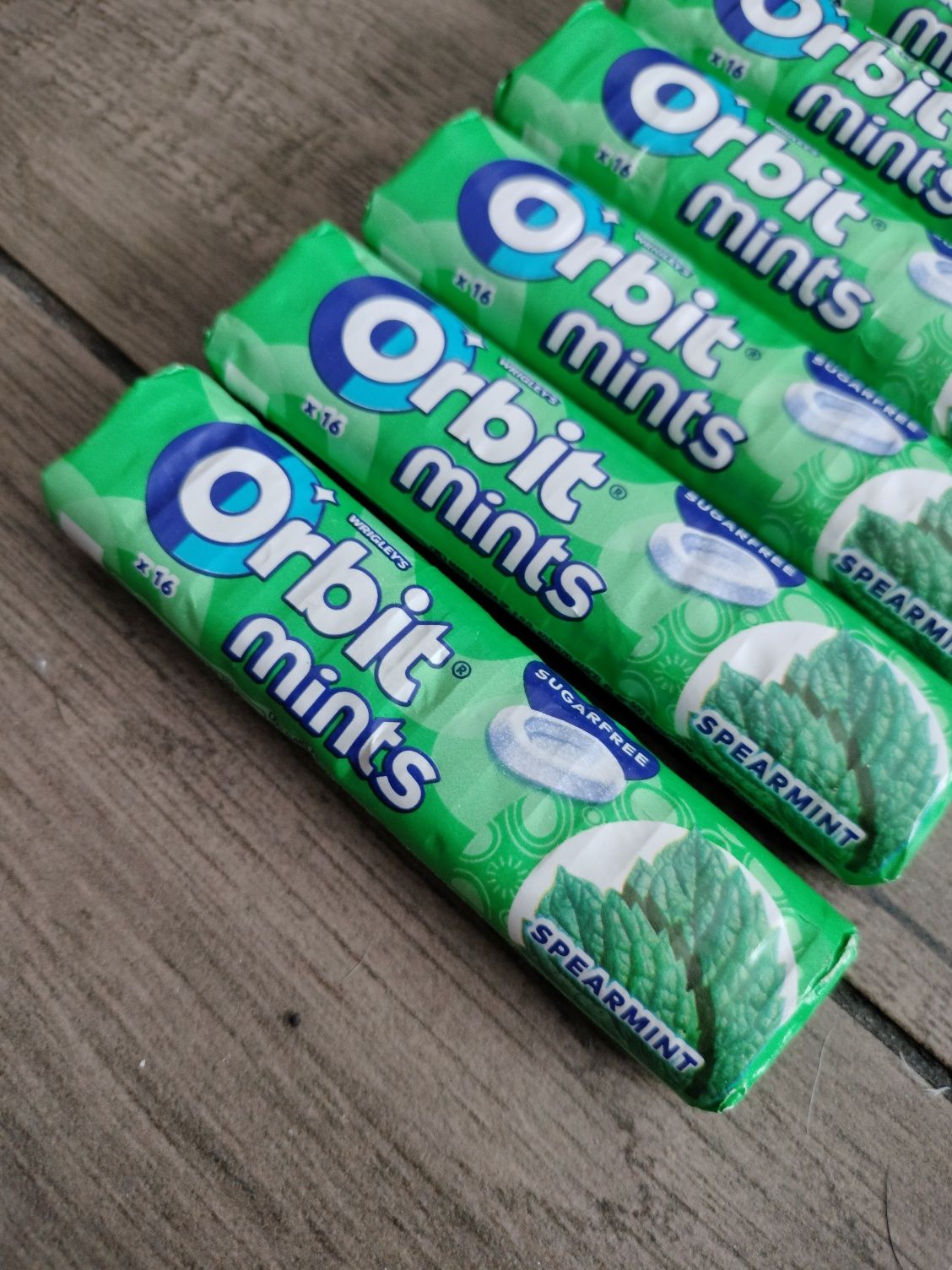 Drażetki odświeżające orbit i winterfresh cukierki